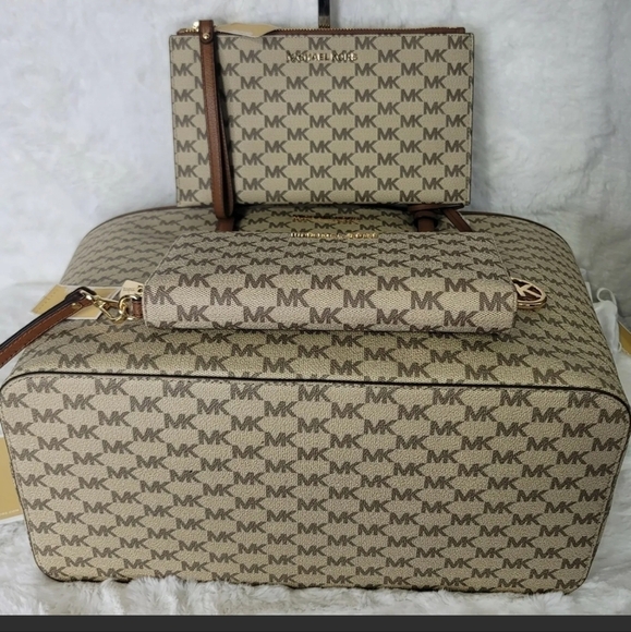 😍 Michael Kors 4 SET Designer Signature Purse Bag Wallet Wristlet Pom NWT - Picture 10 of 11